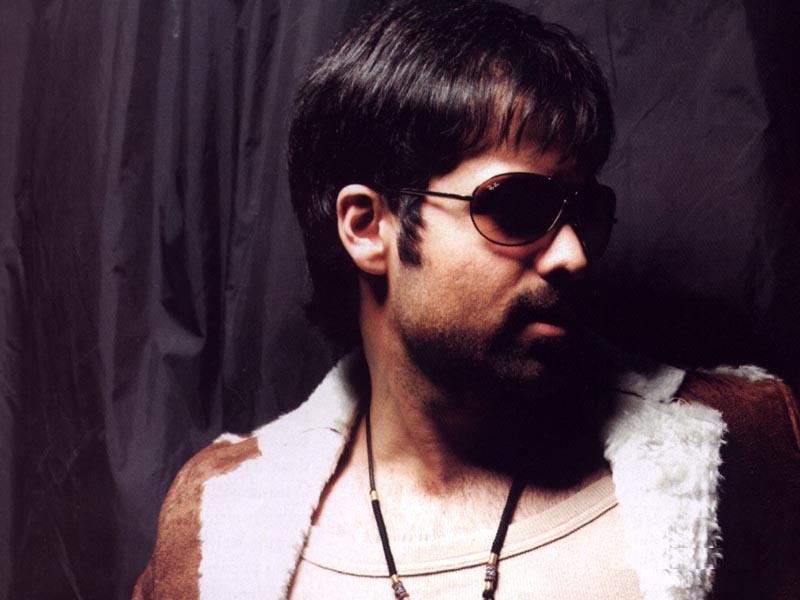 Labels: Emraan Hashmi , Emraan ...